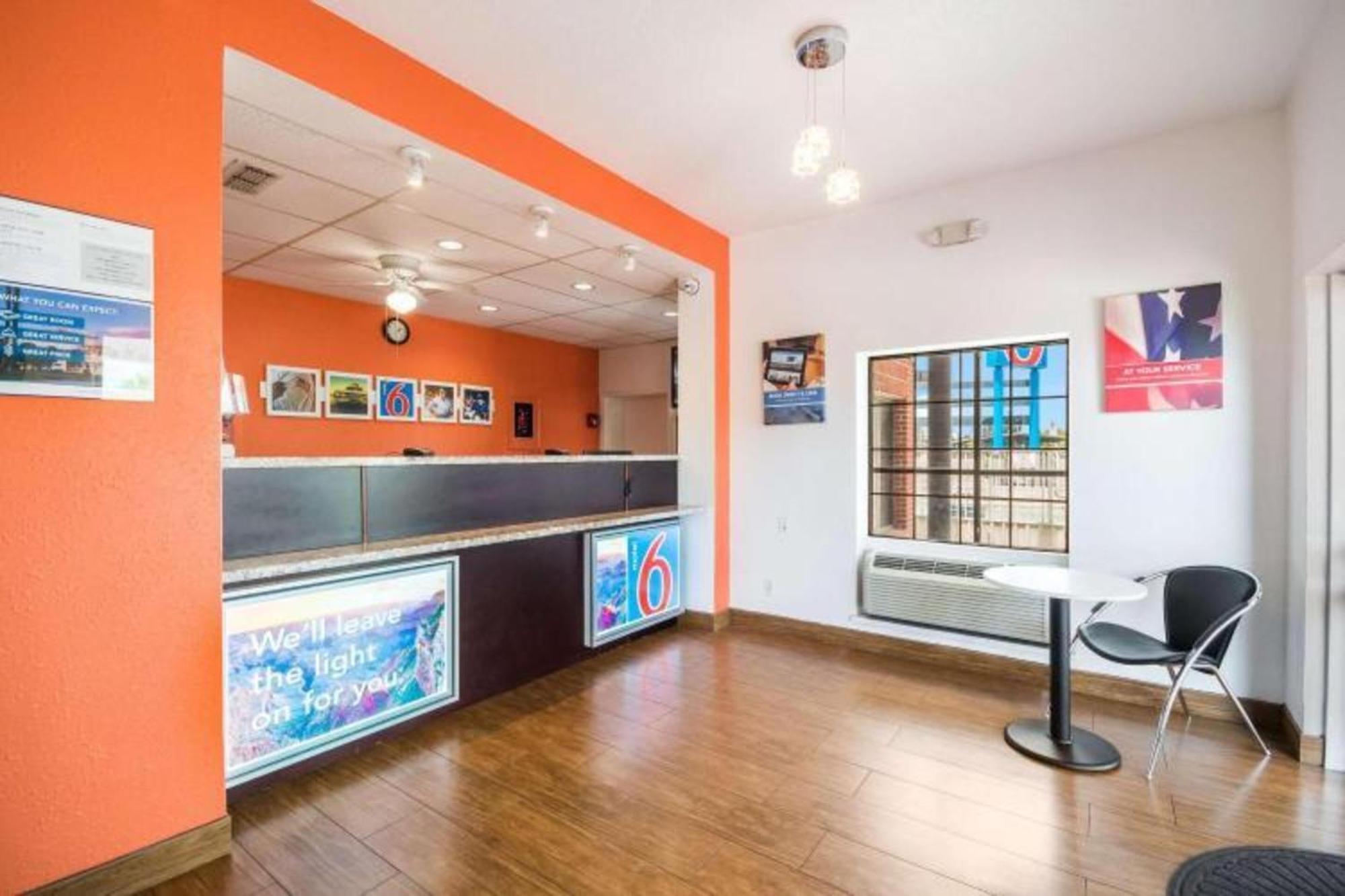 Studio 6 Houston Tx Brookhollow エクステリア 写真